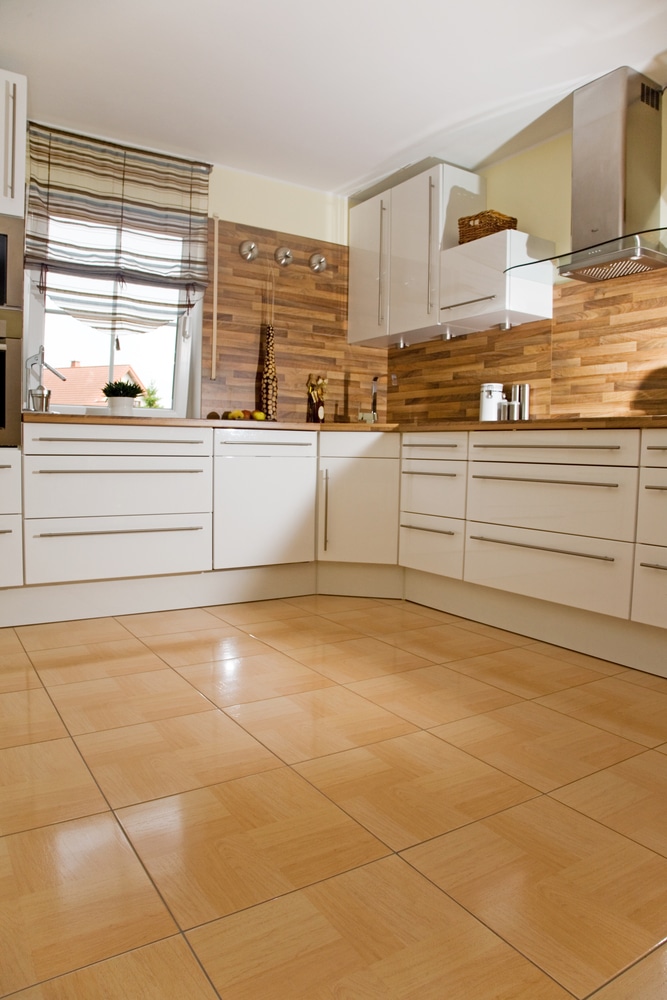 apply grout sealant